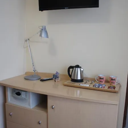 Bialy Slon Delux Hostel