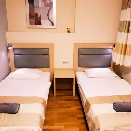 Hostel Bialy Slon Delux Gdyně