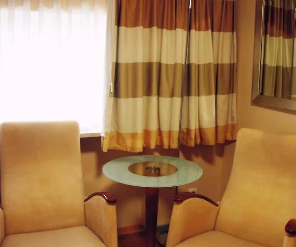 Bialy Slon Delux Vandrerhjem Gdynia